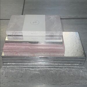 Seint Maskcara pallets - lot of 4